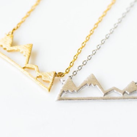 Snow Mountain Necklace Silver Color - Picture 6 of 6